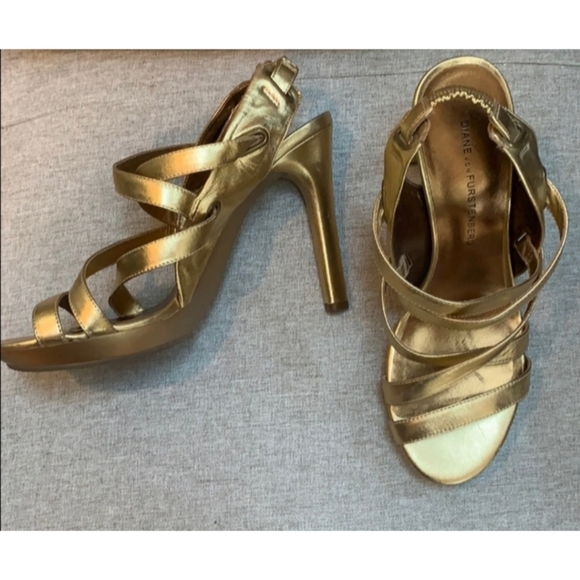 Diane Von Furstenberg Strappy Platform Slingback - Picture 9 of 15
